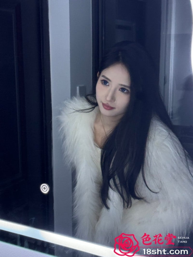 hotgirl Douyin, Li Siye lộ clip cùng bố đường